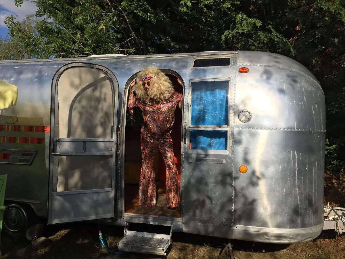 Bed and Breakfast Belrepayre Airstream Glamping à Manses 0*,  France