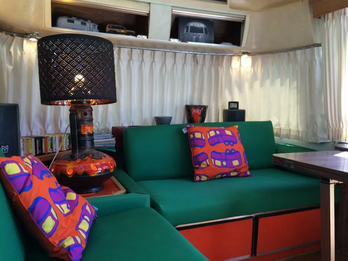 Couette-café Bed and Breakfast Belrepayre Airstream Glamping à Manses