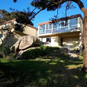  Auberge de jeunesse Granit Rose - Partagé Pour Tous En - Vue Sur France